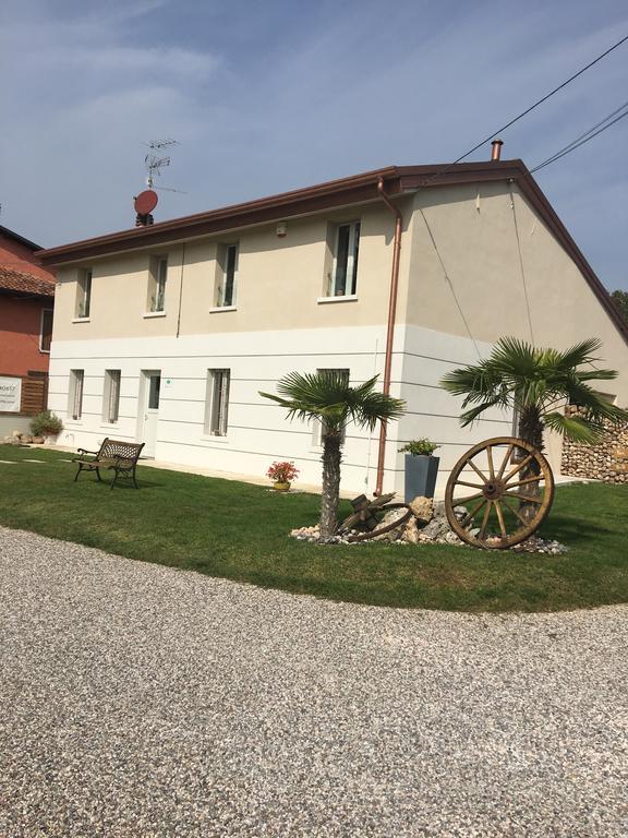 Bed and Breakfast Bb Masotte Sommacampagna Esterno foto